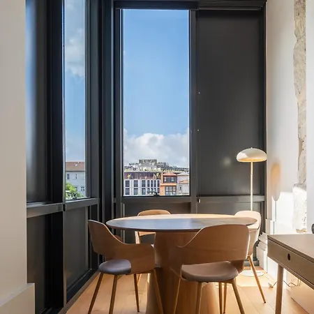 Luxe Mininal Flats By Hostwise Apartman *