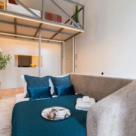 Luxe Mininal Flats By Hostwise Apartment